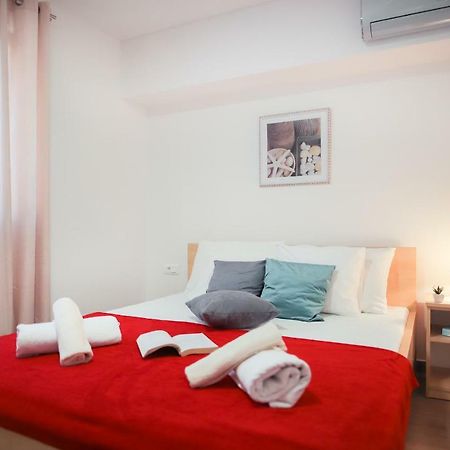 Apartments Relax Baška Voda Eksteriør bilde